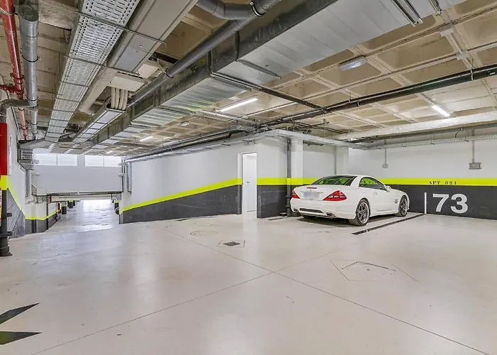 Fantastic 3bdr Penthouse - Lux 아파트 푸엔히롤라