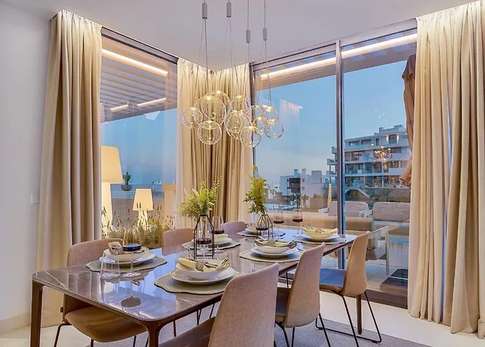 Fantastic 3bdr Penthouse - Lux